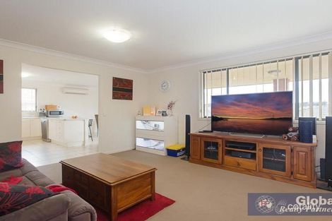 Property photo of 16 Wigeon Chase Cameron Park NSW 2285