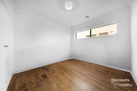 Property photo of 4 Stalwart Street Point Cook VIC 3030