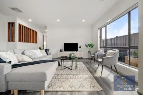 Property photo of 41 Stonefly Circuit Weir Views VIC 3338