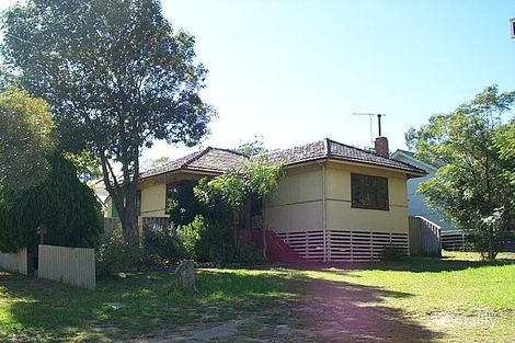 2 Balga Pl, Koongamia, WA 6056