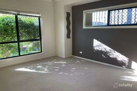 Property photo of 4 Entry Drive Merrimac QLD 4226