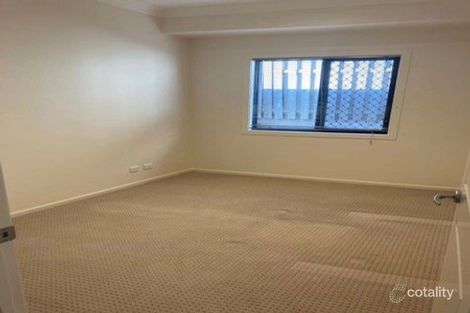 4 Entry Dr, Merrimac, QLD 4226