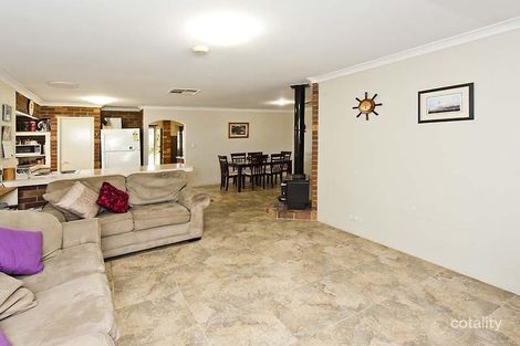 Property photo of 3 Parakeet Place Greenfields WA 6210