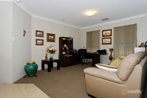 Property photo of 32 Pine View Close Old Reynella SA 5161