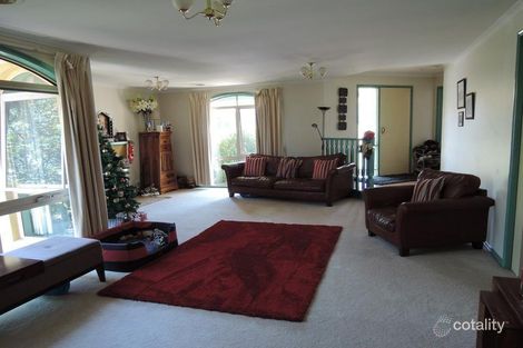 Property photo of 18 Jacksons Creek Way Gisborne VIC 3437