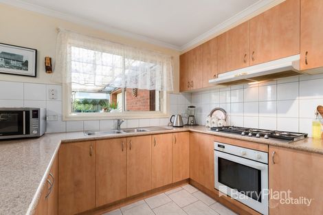 Property photo of 14 Macadamia Grove Werribee VIC 3030