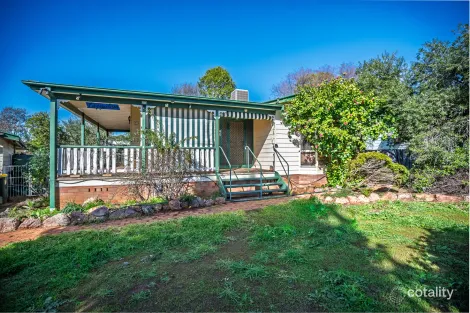 Property photo of 27 Craft Crescent Condobolin NSW 2877