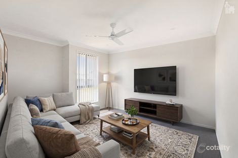 Property photo of 6 Ponting Way Urangan QLD 4655