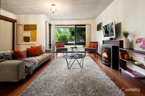 Property photo of 19 The Glen Donvale VIC 3111
