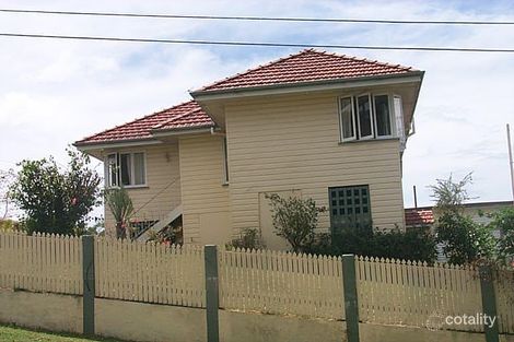 125 Cambridge Pde, Manly, QLD 4179