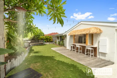 Property photo of 47B Weaponess Road Scarborough WA 6019