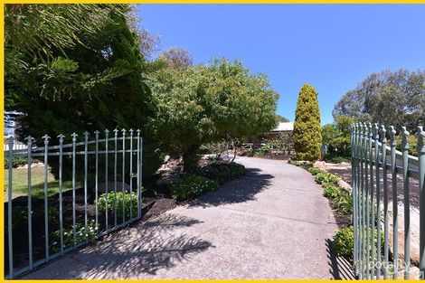 Property photo of 48 Mindarie Drive Quinns Rocks WA 6030