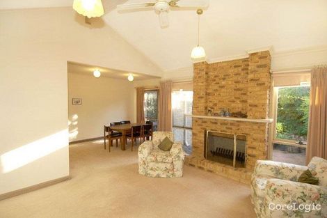 Property photo of 2/28 Halley Avenue Camberwell VIC 3124