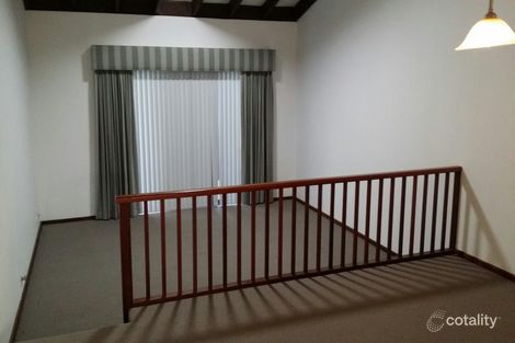 2/2 Marcus Ave, Booragoon, WA 6154