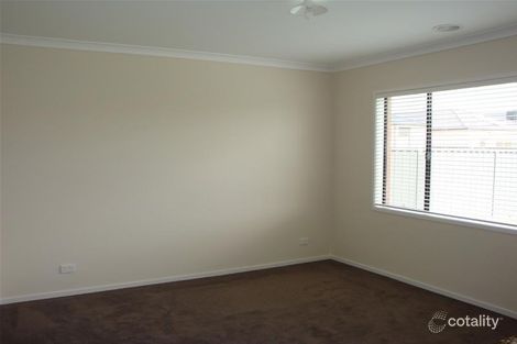 Property photo of 3 Pluto Grove Mernda VIC 3754