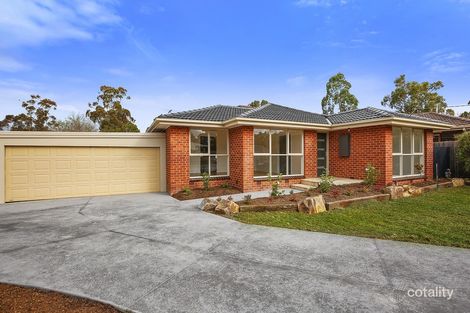 24 Yarra St, Yarra Glen, VIC 3775
