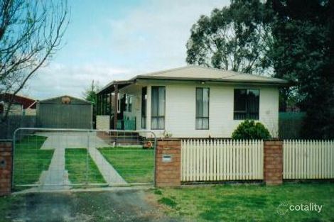38 Fitzroy St, Stratford, VIC 3862