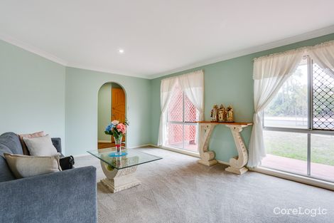 Property photo of 37 Honeysuckle Way Calamvale QLD 4116