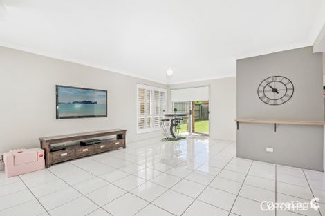 Property photo of 22 Glasshouse Crescent Forest Lake QLD 4078