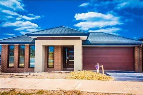 11 Attunga Gr, Werribee, VIC 3030