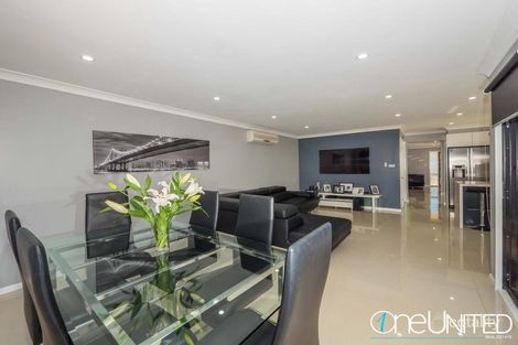 Property photo of 64 Spring Hill Circle Currans Hill NSW 2567