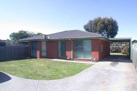 2/12 Mcguigan Dr, Cranbourne West, VIC 3977