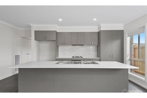 Property photo of 75 Hillview Road Greenvale VIC 3059