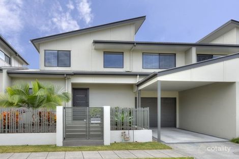 Property photo of 12 Reach Place Bulimba QLD 4171