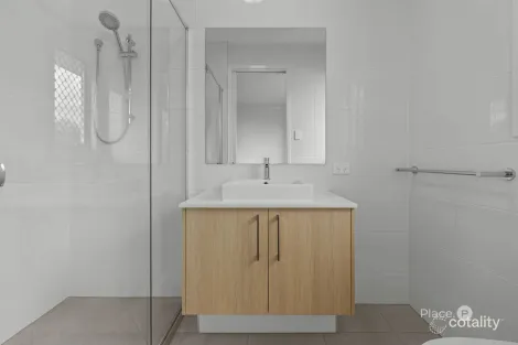 Property photo of 87 Westminster Boulevard Doolandella QLD 4077