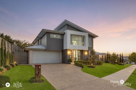 4 Brittle St, Redland Bay, QLD 4165