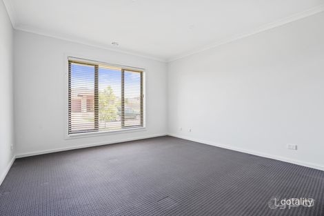 Property photo of 12 Razorbill Terrace Werribee VIC 3030