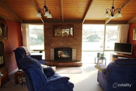 Property photo of 1008 Great Alpine Road Tarrawingee VIC 3678