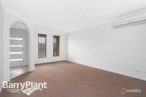 Property photo of 2 David Street Pakenham VIC 3810