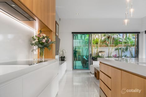 Property photo of 2/35 Hughes Avenue Main Beach QLD 4217
