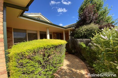 Property photo of 10 Magnolia Way Orange NSW 2800