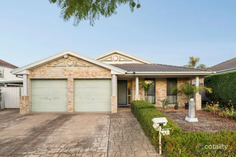Property photo of 27 Rabett Crescent Horningsea Park NSW 2171