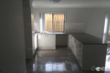Property photo of 33 Tiffany Way Pimpama QLD 4209