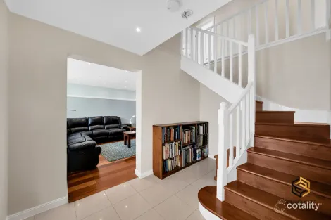 Property photo of 4 Gaudin Court Werribee VIC 3030