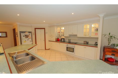 Property photo of 4 Gleneagles Close Robin Hill NSW 2795