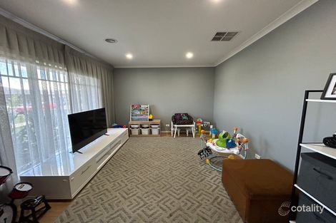 Property photo of 16 Maple Drive Romsey VIC 3434