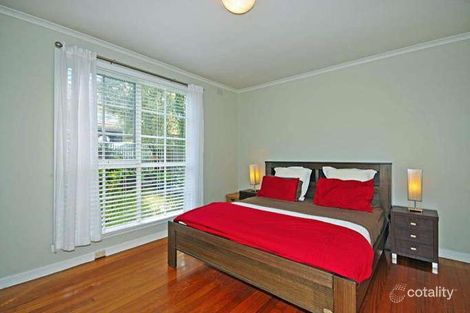 Property photo of 2 Fairview Road Mount Waverley VIC 3149