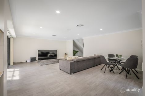 Property photo of 8/8-10 Gordon Street Labrador QLD 4215