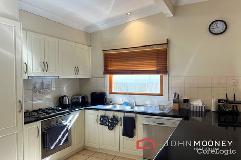 Property photo of 2 McKinnon Street Wagga Wagga NSW 2650