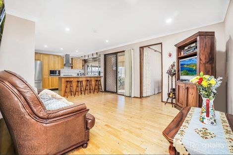 Property photo of 10 Oaktree Grove Prospect NSW 2148