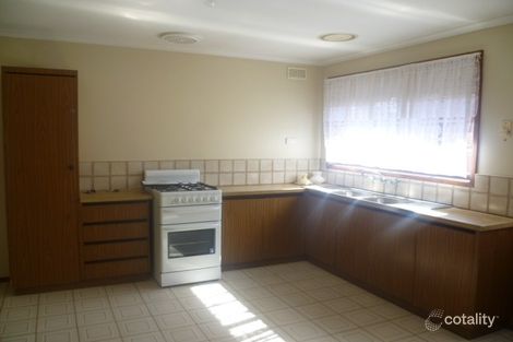 1/88b Henty St, Reservoir, VIC 3073