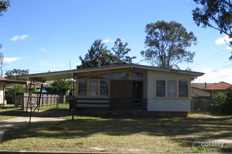 43 Sandakan Cres, Lethbridge Park, NSW 2770