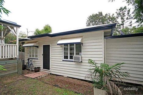 Property photo of 160 Taringa Parade Indooroopilly QLD 4068
