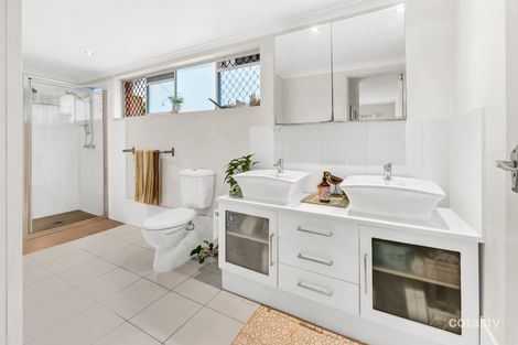 Property photo of 2/10 Madang Crescent Runaway Bay QLD 4216