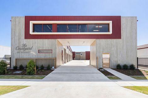 19 Margaret St, Southport, QLD 4215