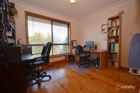 Property photo of 13 Godwin Street Wendouree VIC 3355